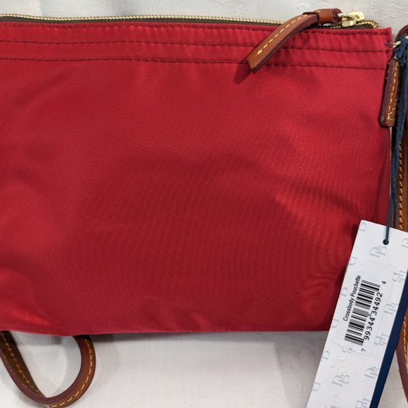 Get Ready For Fall With A Wonderful Dooney Red Nylon Cross Body Bag NWT - Picture 3 of 12